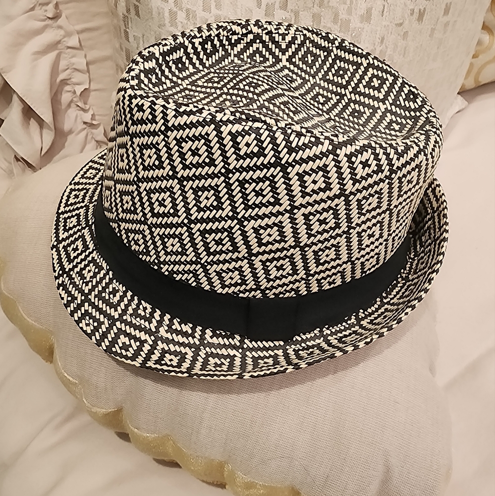 Fedora Straw Hat, Cream and Black color